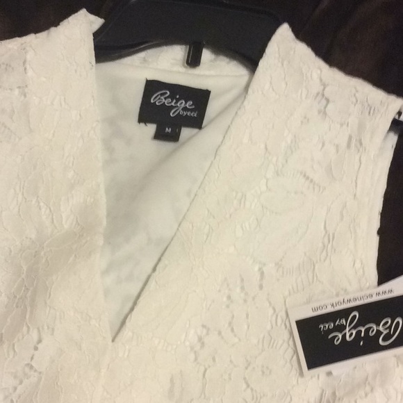 Top - Picture 3 of 4